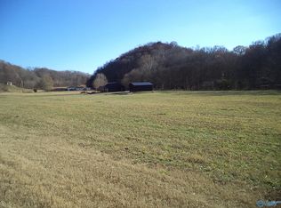 2 Lees Creek Rd, Fayetteville, TN 37334