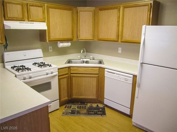 5th image of 9470 Peace Way Unit 115