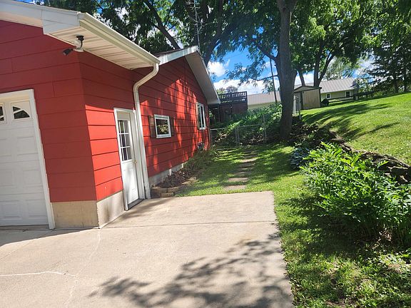 3rd image of 607 8th Ave