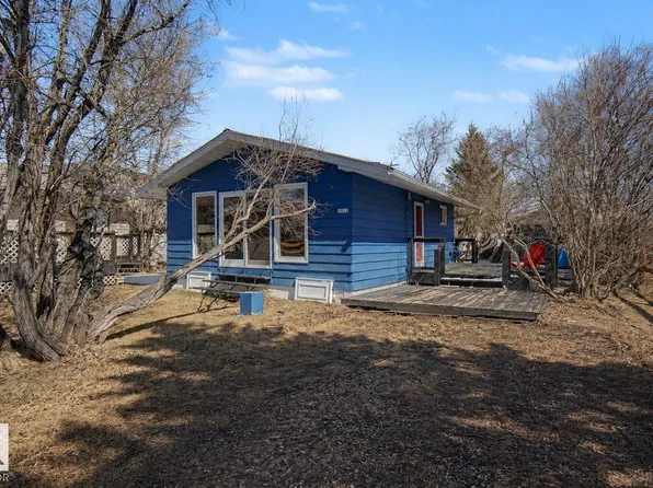 5015 57th St, Alberta Beach, AB T0E 0A0