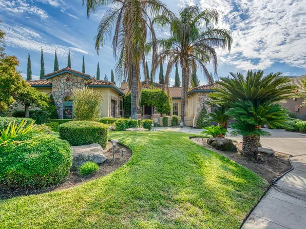 1165 N Fairfax Ave, Clovis, CA 93611