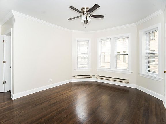 4th image of 3817 N Greenview Ave APT 1E