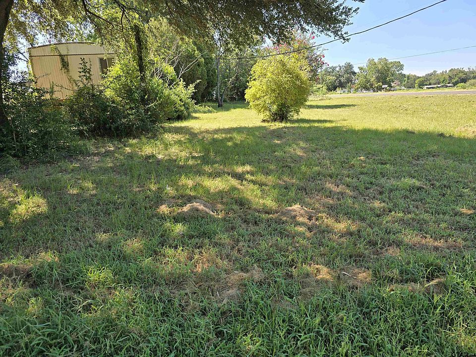 2nd image of 5072 State Highway 110 N