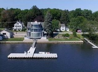 381 Main St, Amesbury, MA 01913