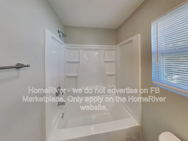 515 Creekview Dr — Photo 12