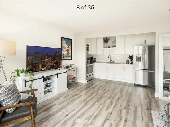 201 2nd St S APT 304, Kirkland, WA 98033