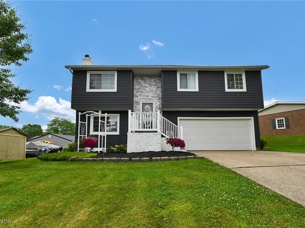 5665 Valerius St SW, Navarre, OH 44662