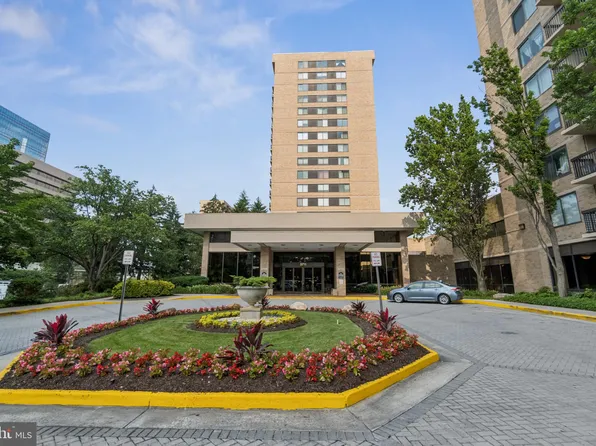 3709 S George Mason Dr APT 604, Falls Church, VA 22041