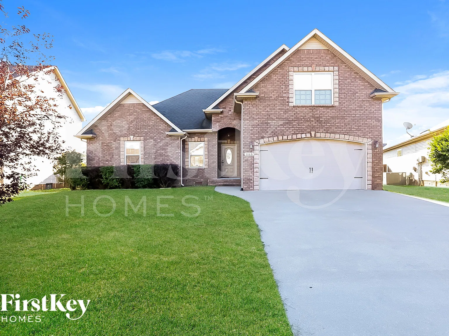 3 bed, 2.5 bath, 1970 sqft, $1,825 — Photo 1