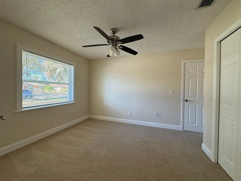 3333 Hunt Club Dr — Photo 18