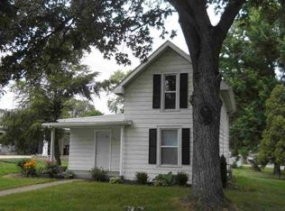 312 E Harrison St, Wakarusa, IN 46573