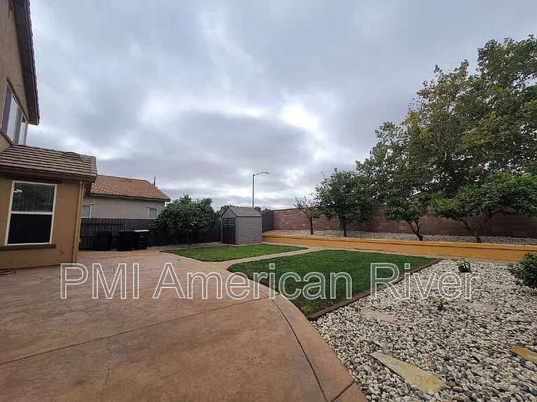 4265 Thalia Way — Photo 18