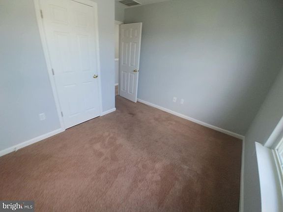 4th image of 25 Sir Thomas Ln #1
