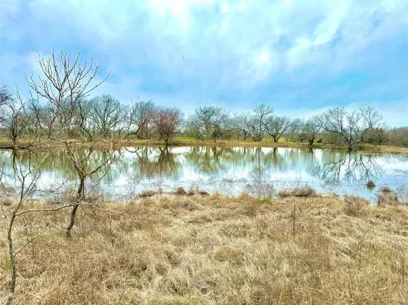 3 Gin Rd, Ennis, TX 75119