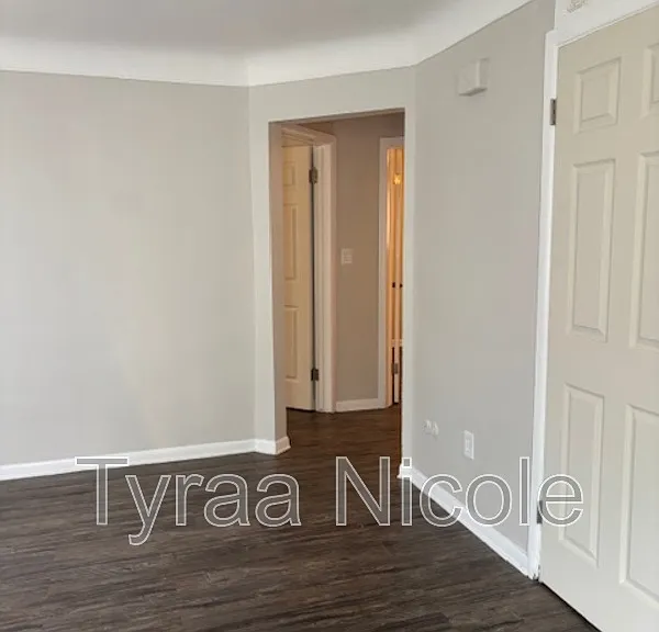 12930 Southfield Service Dr — Photo 10
