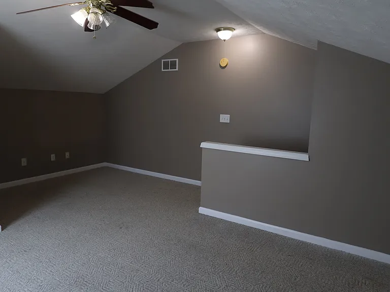305 Brookside Pl — Photo 35