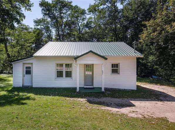 531 7th Avenue, Durand, WI 54736