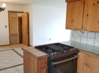 701 Kerney Dr, Farmington, NM 87401