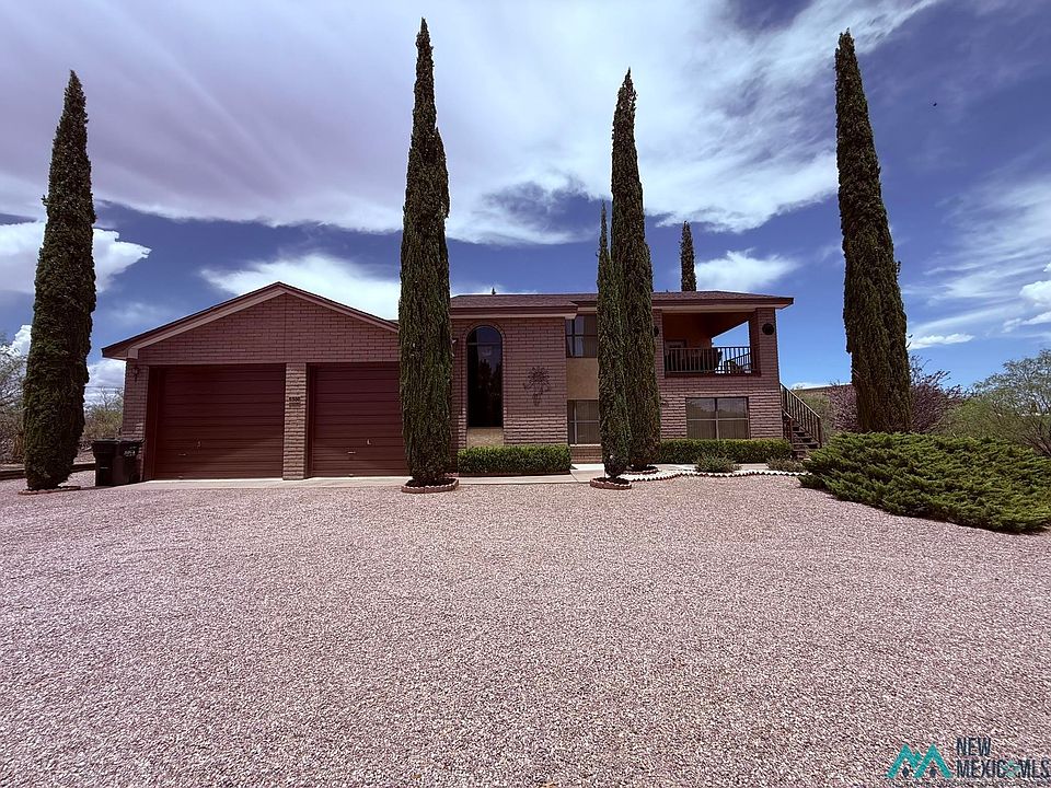1st image of 300 Rio Grande Cir