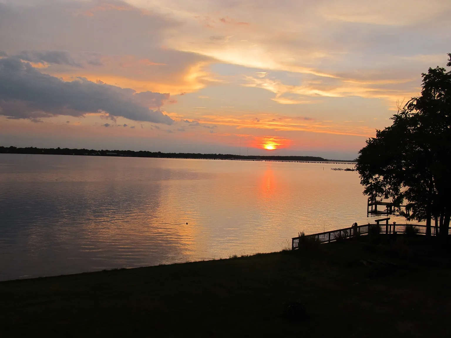 2 bed, 1150 sqft, $1,700 — Photo 3
