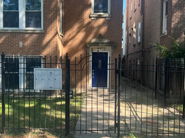 4872 W Homer St APT 1, Chicago, IL 60639