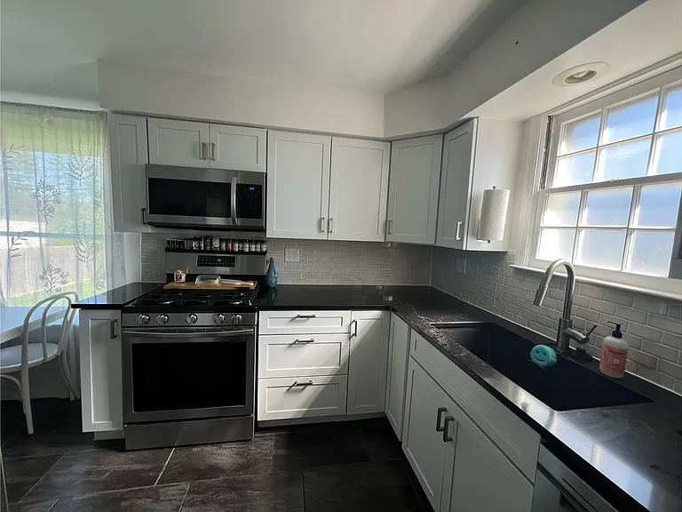 9610 Conklin Rd — Photo 2