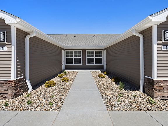 Private Entrance for Your Guests and Package Delivery