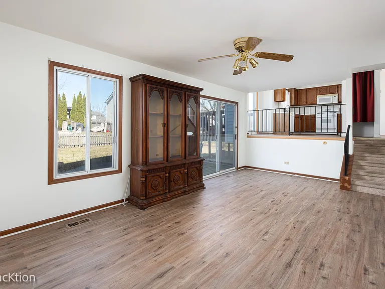 1204 Woodland Heights Blvd — Photo 4