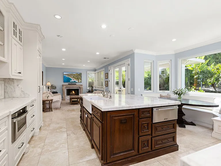 25785 Middle Ridge Ln — Photo 16