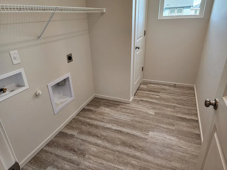 161 Greencrest St NE — Photo 17