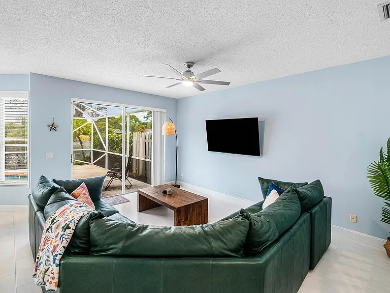 4180 Manor Forest Trl — Photo 16