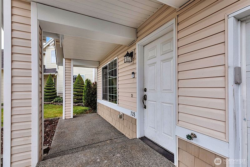 2nd image of 728 95th Court SE