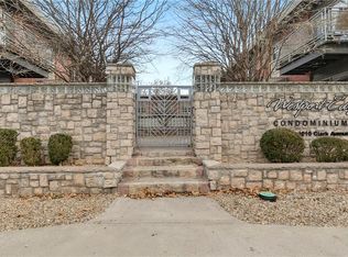 4215 Clark Ave APT 3, Kansas City, MO 64111