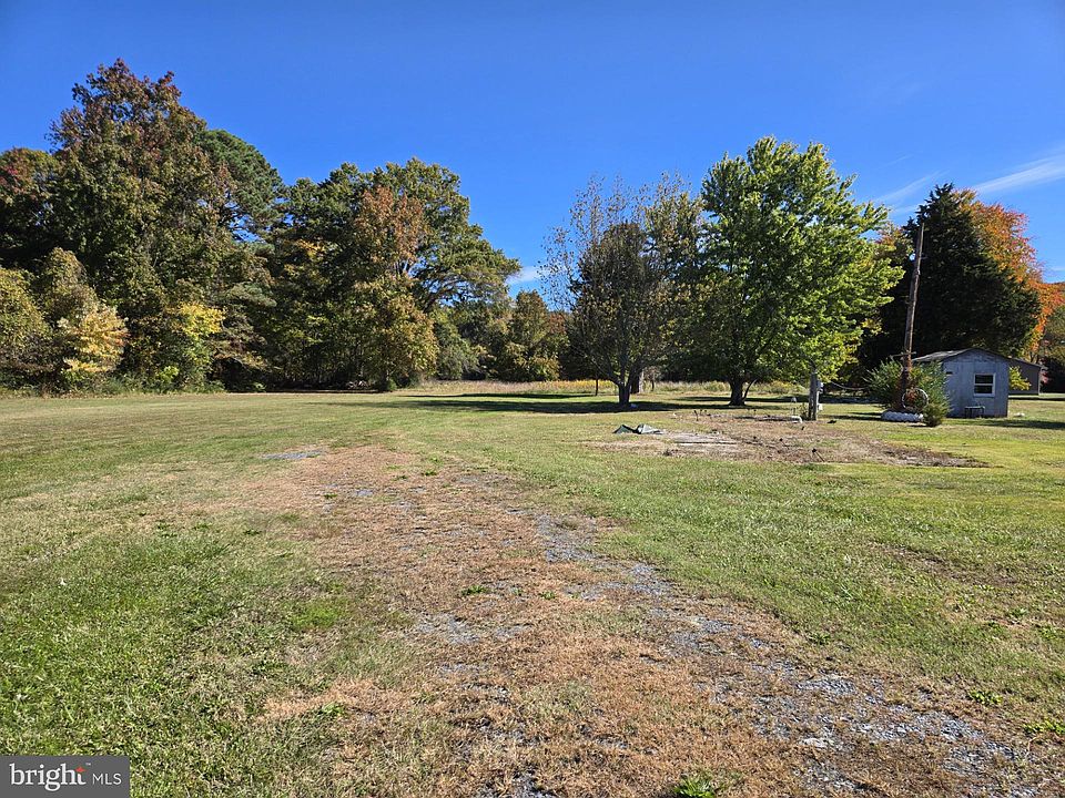 2nd image of 455 Grasonville Cemetery Rd