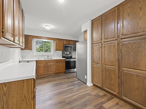 5th image of 6045 Arran Ct