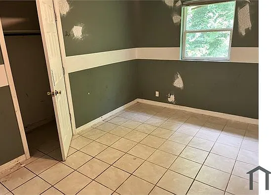 6160 Nimitz Dr — Photo 4