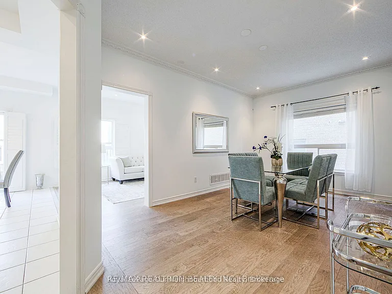 269 Treasure Rd E #UPPER — Photo 28