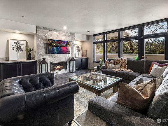 3rd image of 600 Bellevue Way SE #102