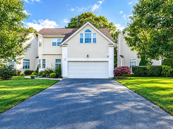 23 Sunflower Ridge Road, South Setauket, NY 11720