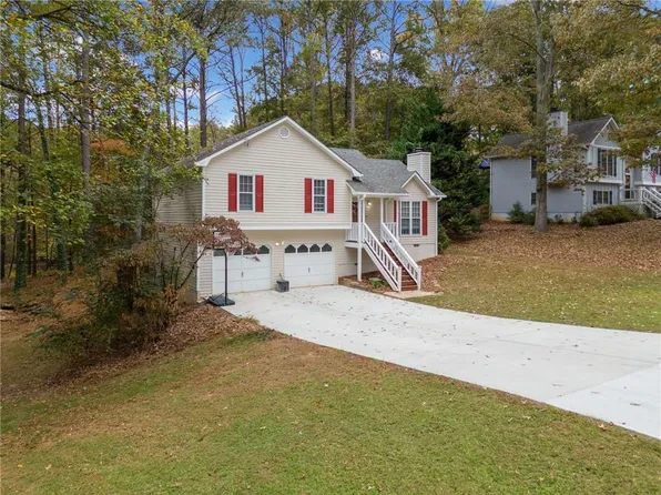 87 Amber Ln, Dallas, GA 30157