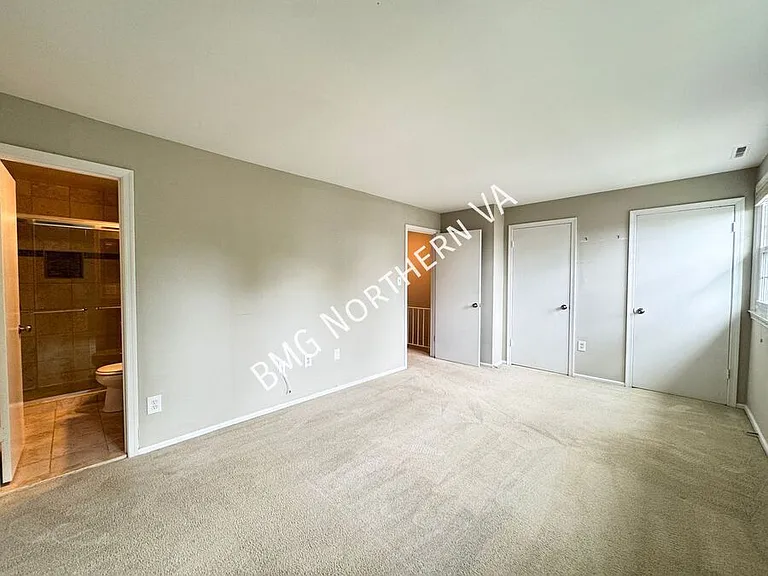 566 Windover Ave NW — Photo 14