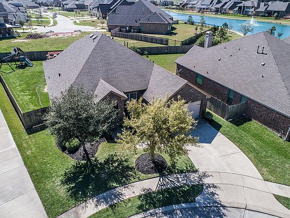 3rd image of 26803 Canyon Walk Ln