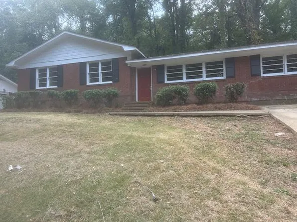 1127 Club House Rd, Columbus, GA 31903