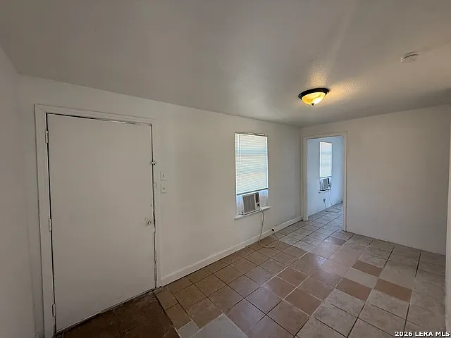 105 Morrill Ave #B — Photo 4