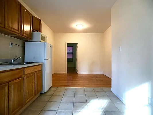 Rented by Sovereign Associates | media 10