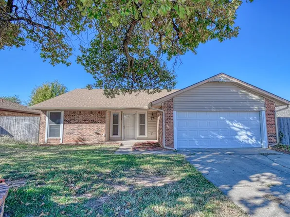 1701 Ballad Dr, Midwest City, OK 73130