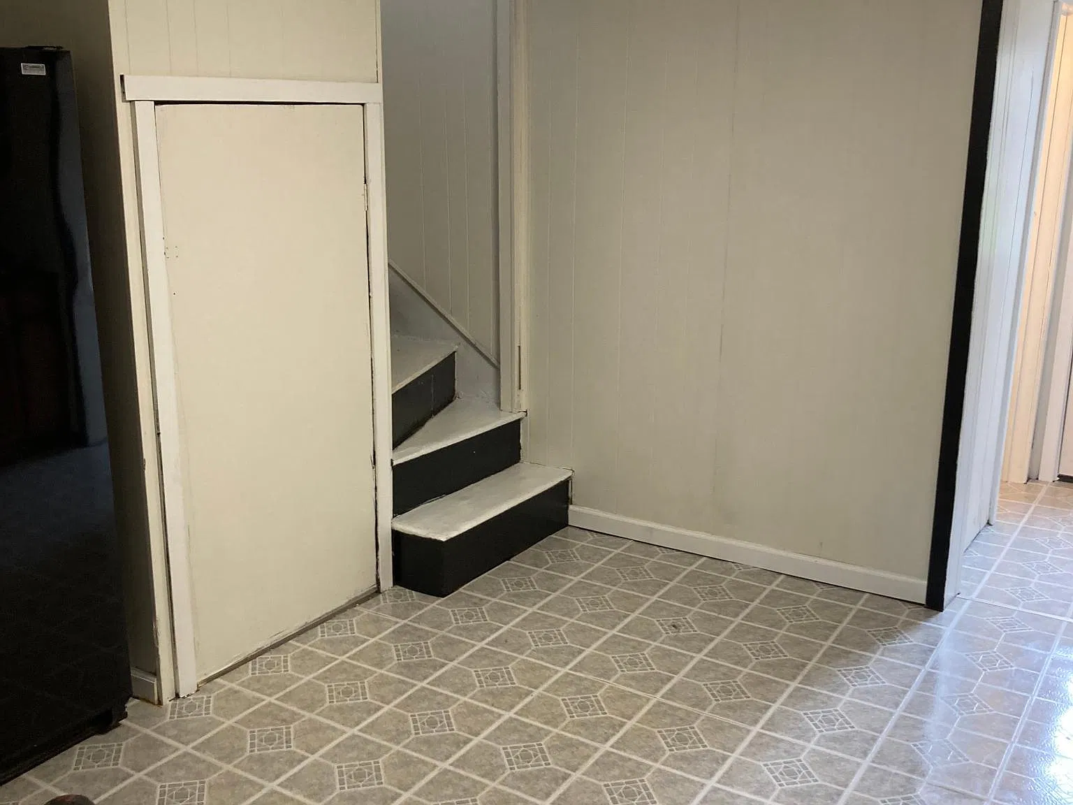 233 N Front St — Photo 4