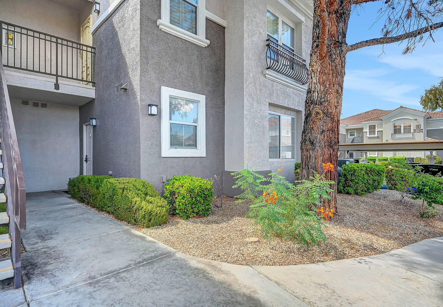 2 bed, 1291 sqft, $1,600 — Photo 2