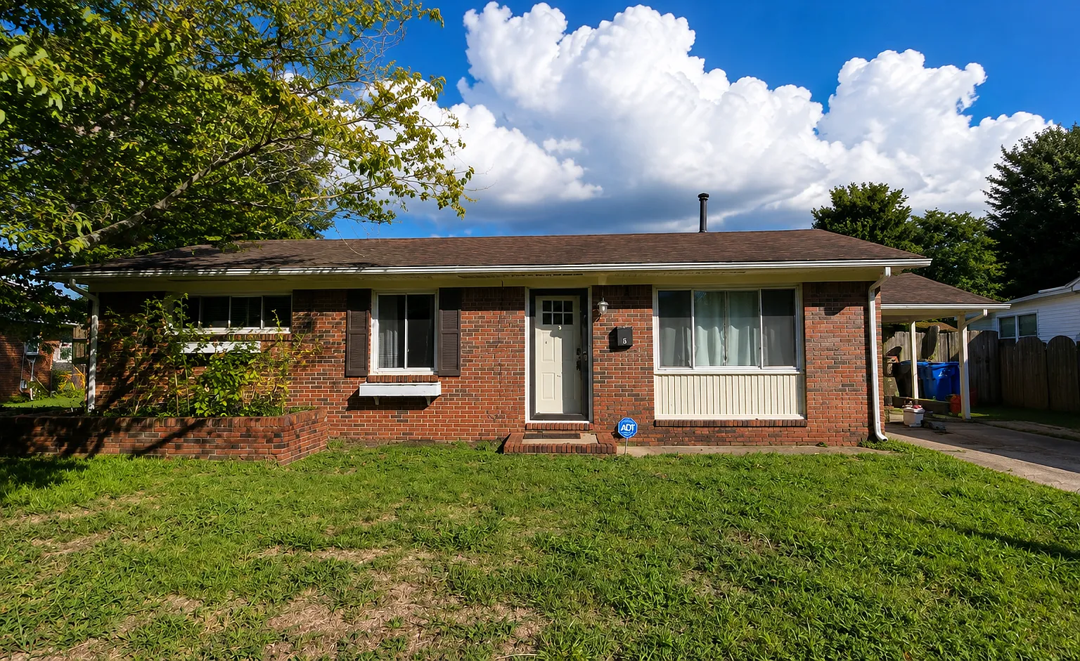 6 Rivercrest Drive - 1 — Photo 1