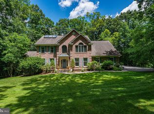 18 Shady Ridge Ct, Parkton, MD 21120